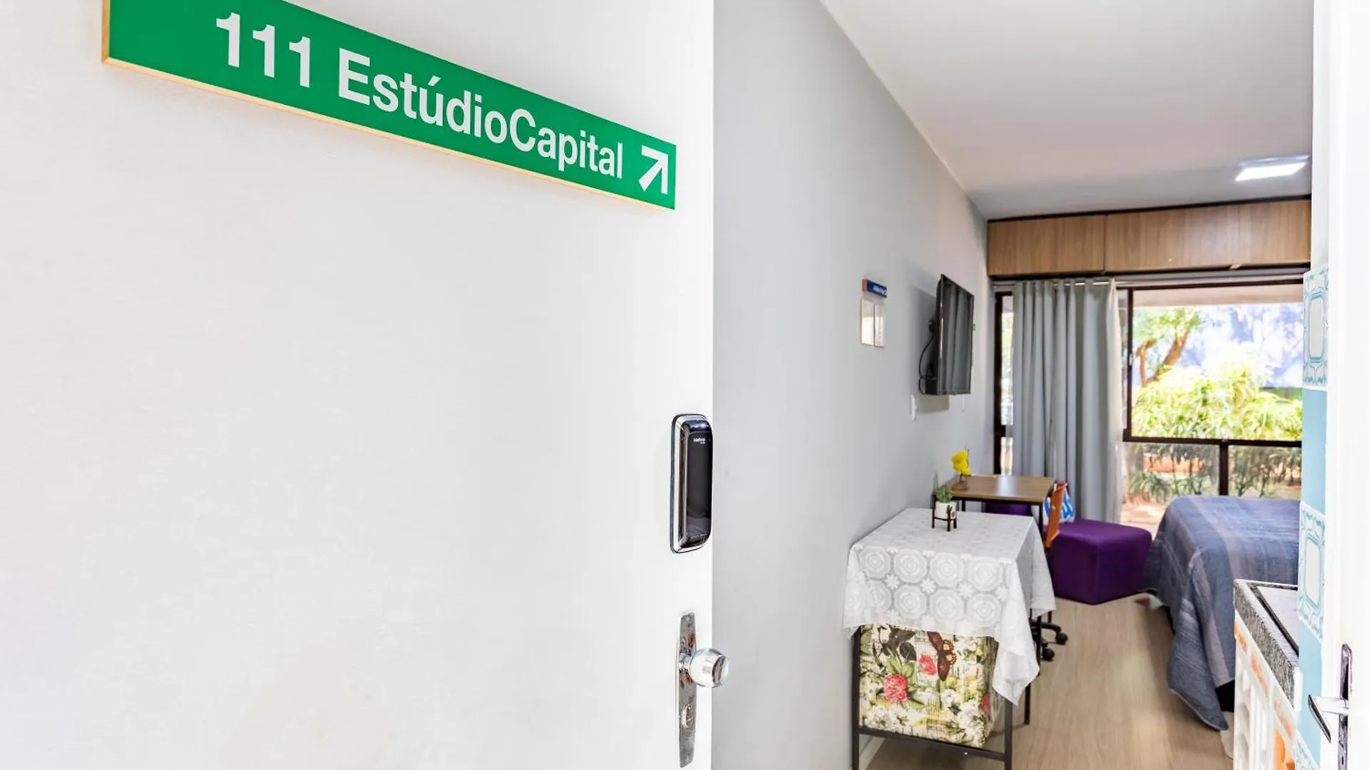 Apartment Estudio Aconchegante Na Asa Norte Com Ar-Cond, Wi-Fi E Cozinha Brasilia